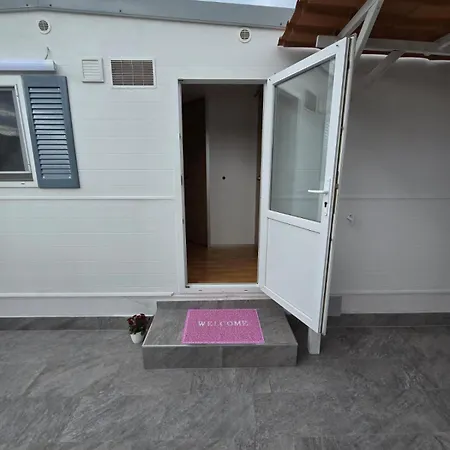 Сasa de vacaciones Little White House