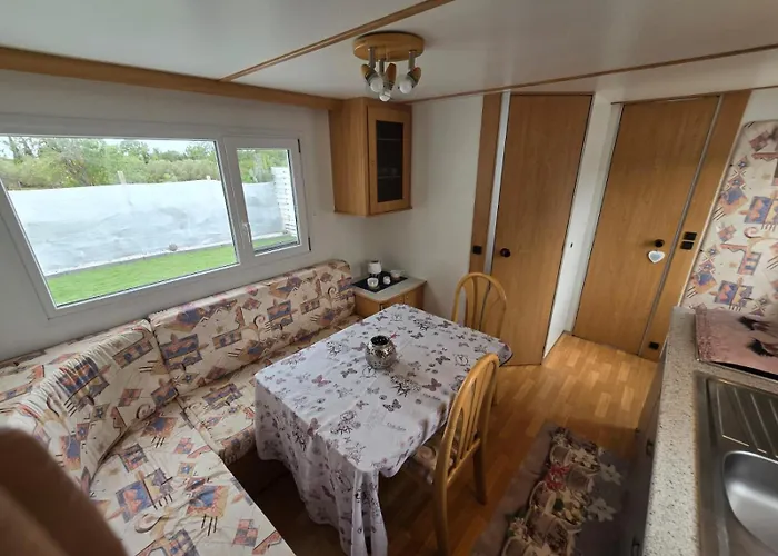 Little White House * Sant Isidoro (Sardinia)