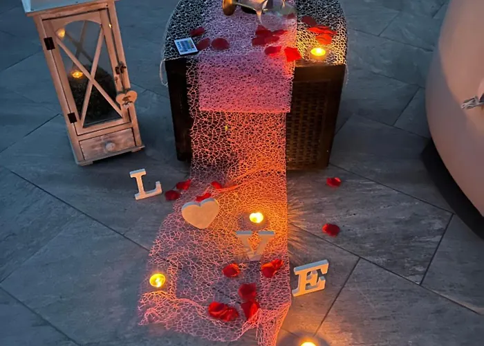 بيت للعطل Little White House *